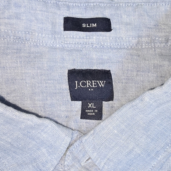 J. Crew | Slim Fit Short-Sleeve Baird McNutt Irish-Linen Blend Mens Casual Shirt - Picture 4 of 15